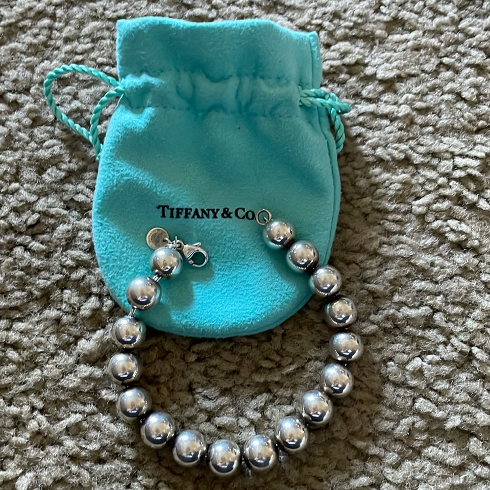 Tiffany ball bracelet with pouch
